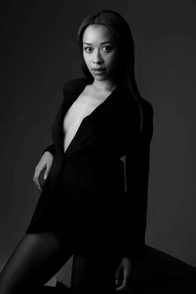 The open blazer, in black and white