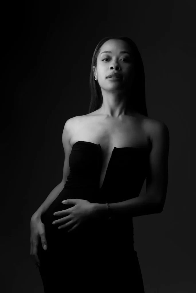 The strapless dress, in black and white